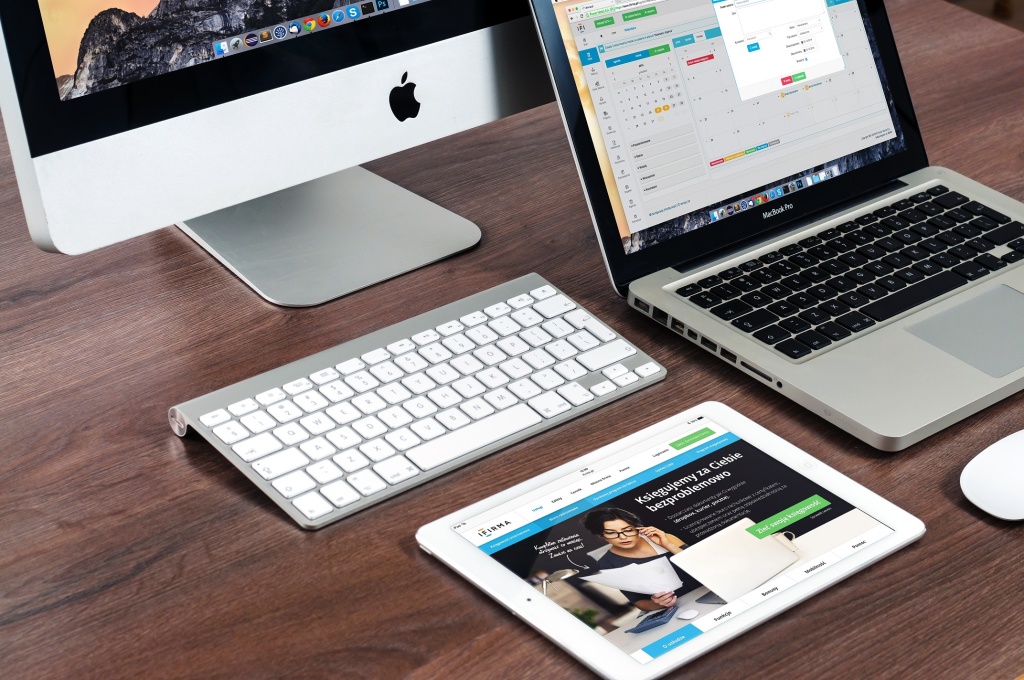 macbook apple imac computer 39284 resized 1024x680 - Boost your business with an ERP solution